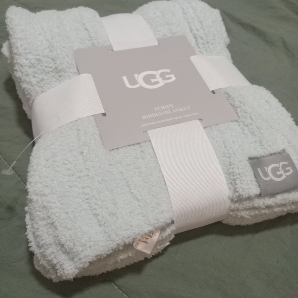 Ugg poppy ribbed baby blanket
